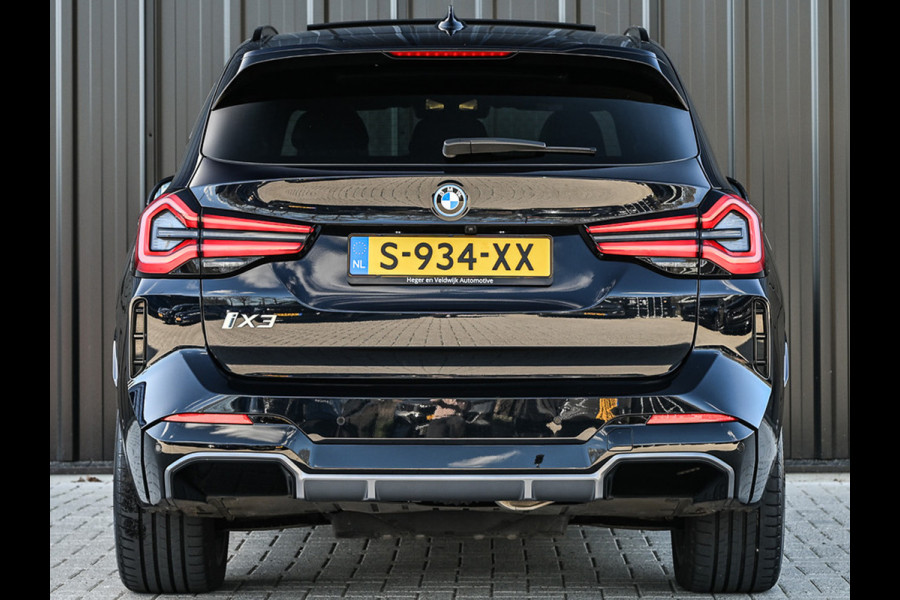 BMW iX3 High Executive 80 kWh M-Sport | Soh 100% | Facelift | Panoramadak | Comfort access | Trekhaak | Shadow-line | Sport seats | Active cruise | 360 camera | Head-up | Harman/Kardon