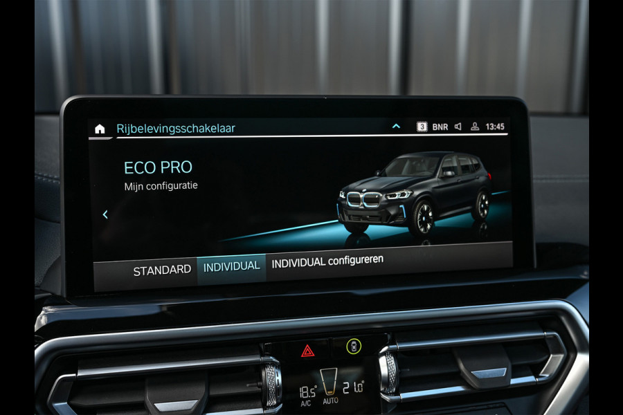 BMW iX3 High Executive 80 kWh M-Sport | Soh 100% | Facelift | Panoramadak | Comfort access | Trekhaak | Shadow-line | Sport seats | Active cruise | 360 camera | Head-up | Harman/Kardon