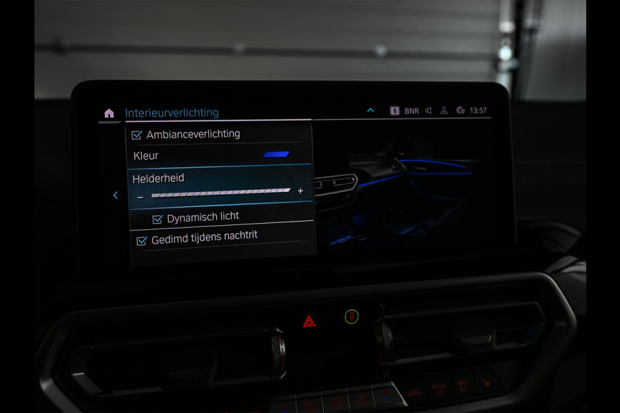 BMW iX3 High Executive 80 kWh M-Sport | Soh 100% | Facelift | Panoramadak | Comfort access | Trekhaak | Shadow-line | Sport seats | Active cruise | 360 camera | Head-up | Harman/Kardon