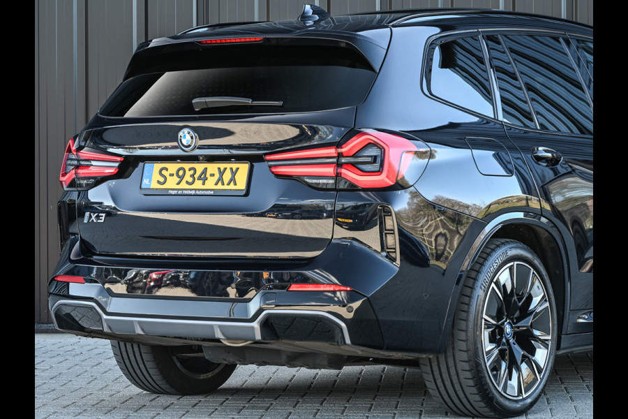 BMW iX3 High Executive 80 kWh M-Sport | Soh 100% | Facelift | Panoramadak | Comfort access | Trekhaak | Shadow-line | Sport seats | Active cruise | 360 camera | Head-up | Harman/Kardon