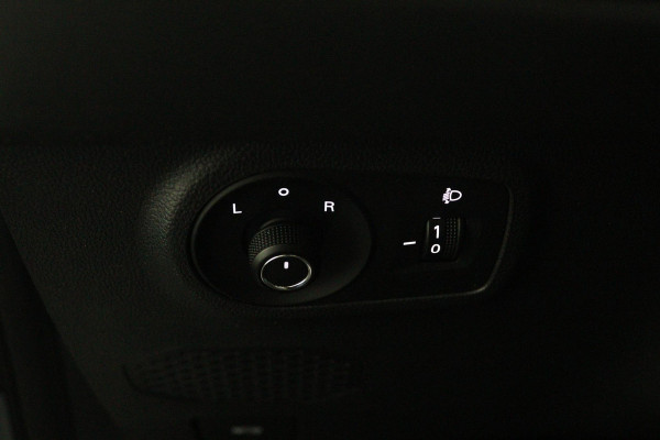 MG Mg zs ev Long R. Lux.*70 kWh*CARPLAY*PANO*ACC*CAM*NW.MODEL*