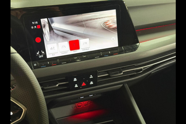 Volkswagen Golf 2.0 TSI GTI CLUBSPORT | Pano | Stoel/Stuurverwarming | IQ Light | Camera | Harman Kardon