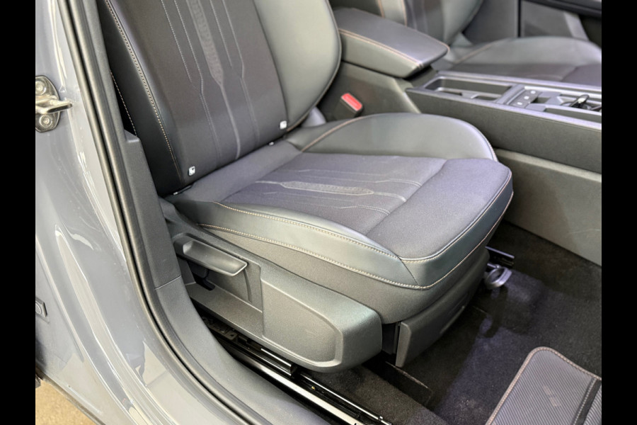 CUPRA Formentor 1.5 TSI Business Exclusive Paint | Pano | Winterpakket | Cruise adapt | 18 Inch 4seas | Matrix Led | Virtual |