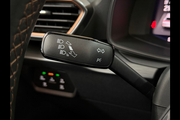 CUPRA Formentor 1.5 TSI Business Exclusive Paint | Pano | Winterpakket | Cruise adapt | 18 Inch 4seas | Matrix Led | Virtual |