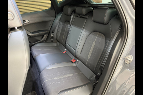 CUPRA Formentor 1.5 TSI Business Exclusive Paint | Pano | Winterpakket | Cruise adapt | 18 Inch 4seas | Matrix Led | Virtual |