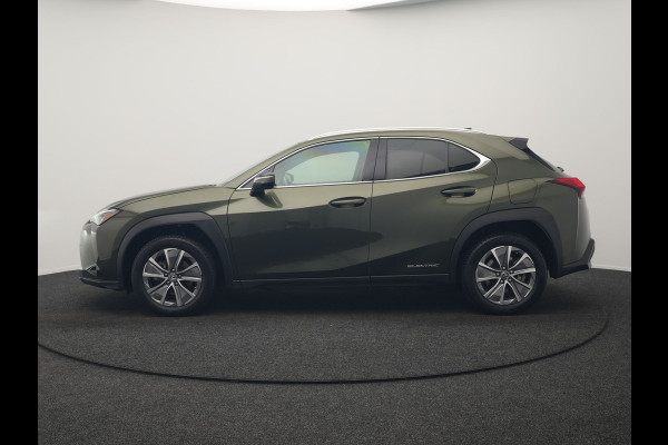 Lexus UX 300e Business 54 kWh 204pk Dealer O.H. | Adaptive Cruise | Camera | LED Koplampen | Lane Assist | Alcantara Sportstoelen | Virtual | DAB |