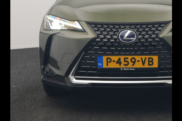 Lexus UX 300e Business 54 kWh 204pk Dealer O.H. | Adaptive Cruise | Camera | LED Koplampen | Lane Assist | Alcantara Sportstoelen | Virtual | DAB |