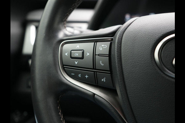 Lexus UX 300e Business 54 kWh 204pk Dealer O.H. | Adaptive Cruise | Camera | LED Koplampen | Lane Assist | Alcantara Sportstoelen | Virtual | DAB |
