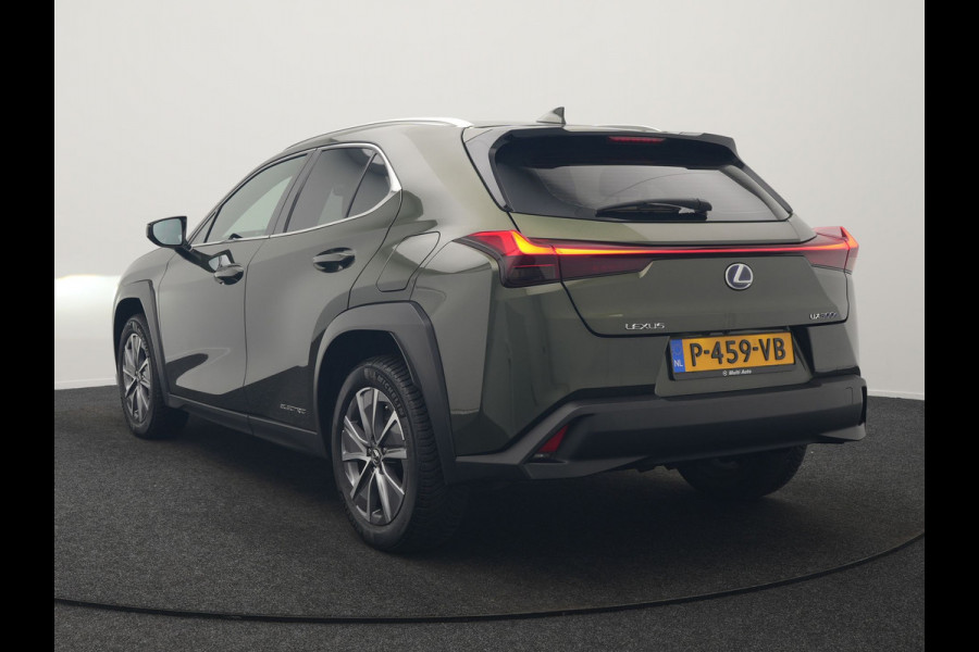 Lexus UX 300e Business 54 kWh 204pk Dealer O.H. | Adaptive Cruise | Camera | LED Koplampen | Lane Assist | Alcantara Sportstoelen | Virtual | DAB |