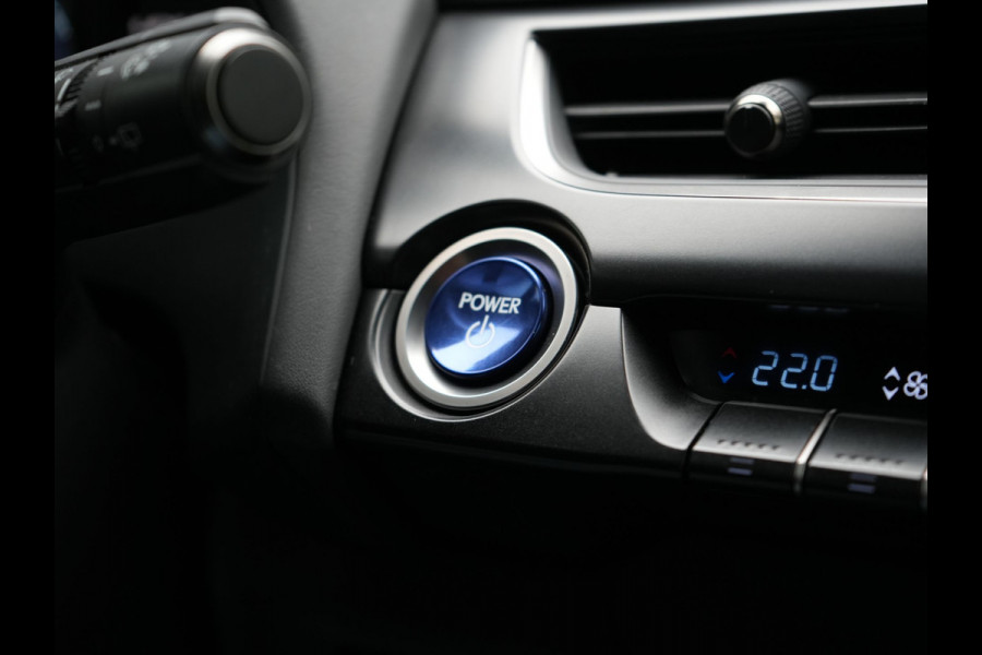 Lexus UX 300e Business 54 kWh 204pk Dealer O.H. | Adaptive Cruise | Camera | LED Koplampen | Lane Assist | Alcantara Sportstoelen | Virtual | DAB |