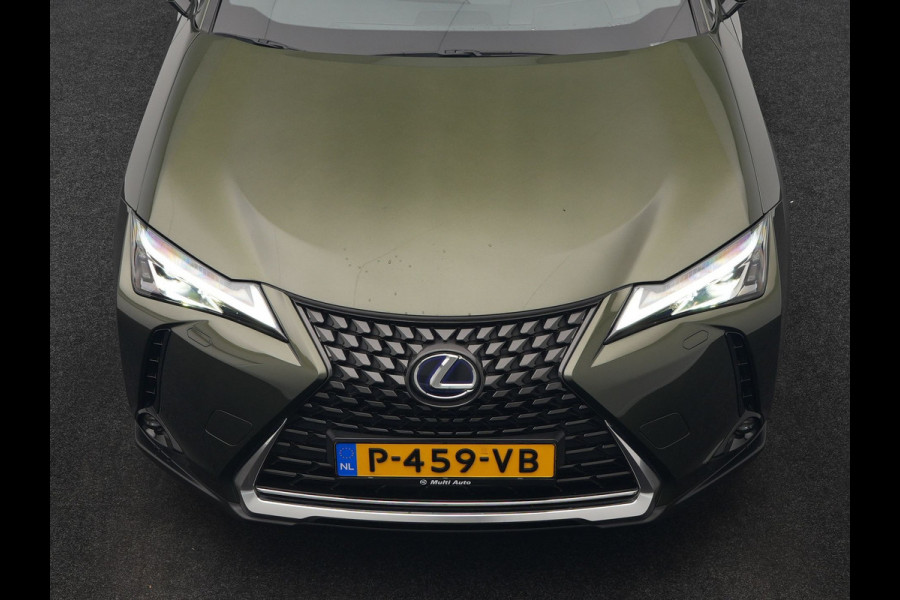 Lexus UX 300e Business 54 kWh 204pk Dealer O.H. | Adaptive Cruise | Camera | LED Koplampen | Lane Assist | Alcantara Sportstoelen | Virtual | DAB |