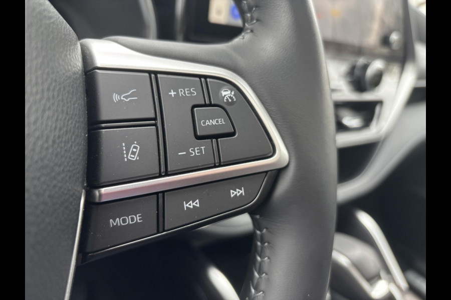 Toyota highlander 2.5 AWD Hybrid Premium | 7p |  Panoramadak | 360 graden camera | Platinum Pearl White | Adaptieve cruisecontrol | JBL audio | Head up Display | Stoelverwarming | Achterbank verwarmd