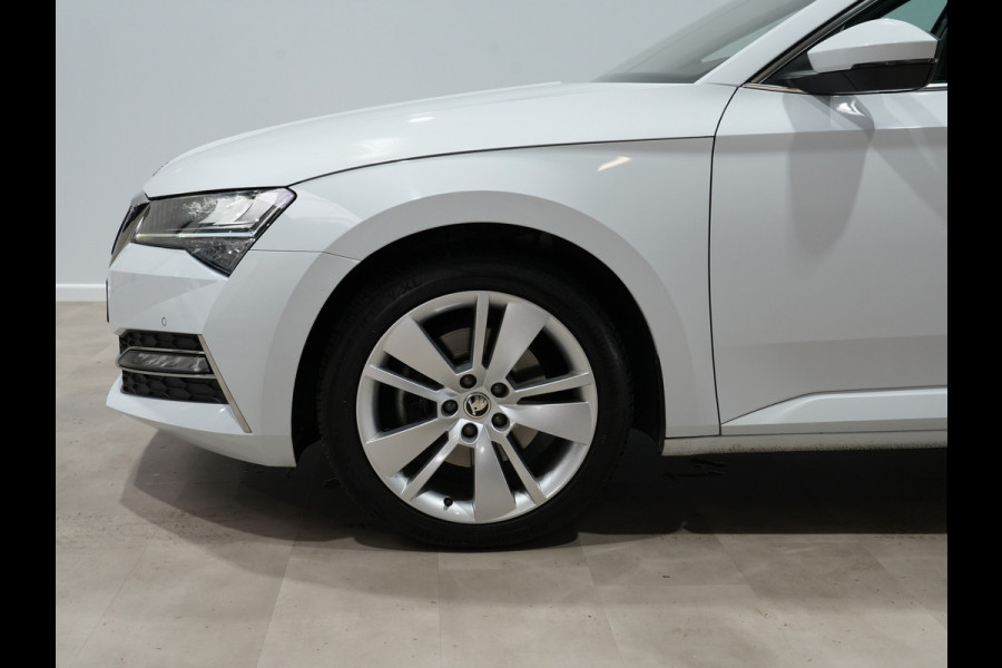 Škoda Superb Combi 1.4 TSI iV 204pk PHEV Business Edition Plus Trekhaak | Camera | Memory | Carplay | 18" | LED