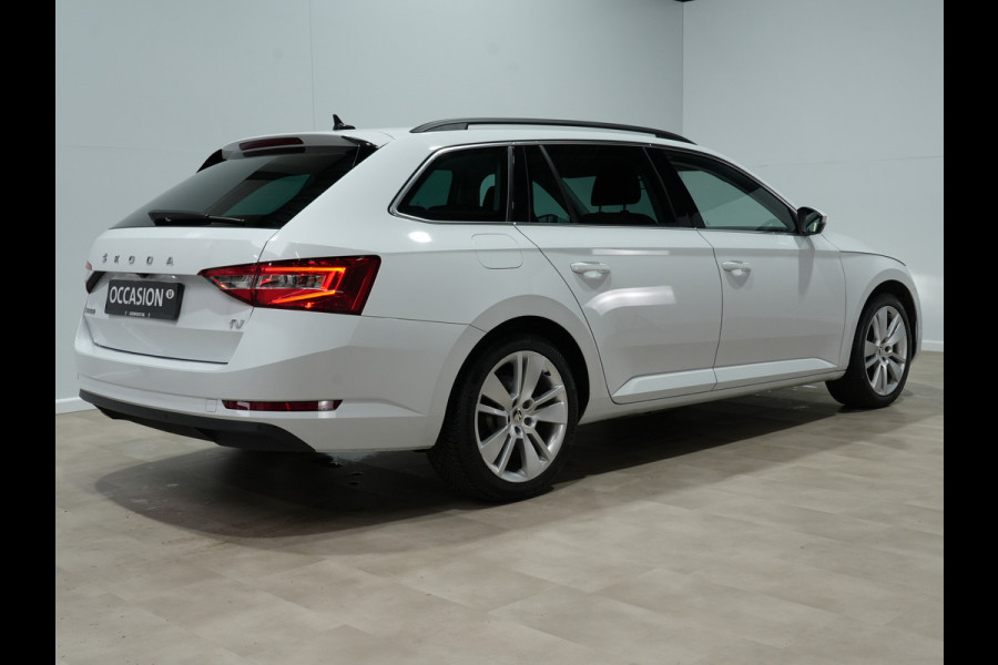 Škoda Superb Combi 1.4 TSI iV 204pk PHEV Business Edition Plus Trekhaak | Camera | Memory | Carplay | 18" | LED