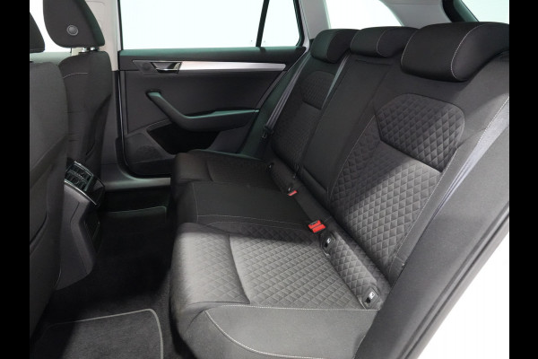 Škoda Superb Combi 1.4 TSI iV 204pk PHEV Business Edition Plus Trekhaak | Camera | Memory | Carplay | 18" | LED