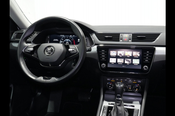 Škoda Superb Combi 1.4 TSI iV 204pk PHEV Business Edition Plus Trekhaak | Camera | Memory | Carplay | 18" | LED
