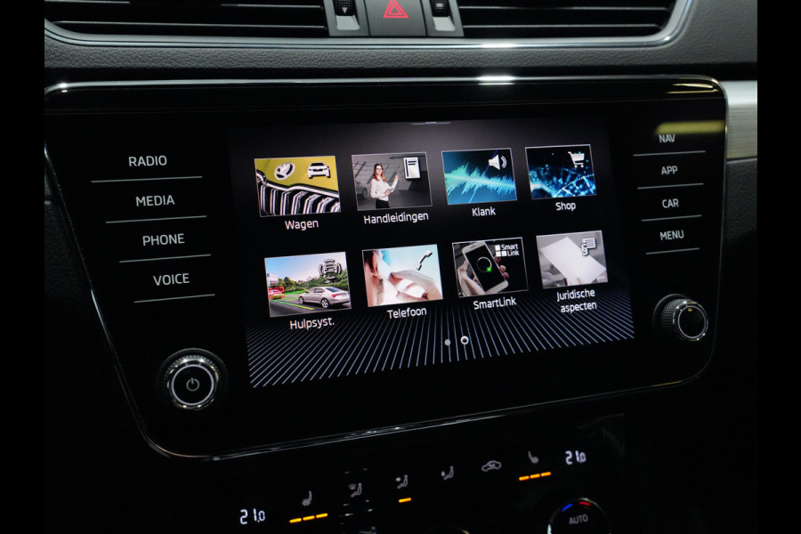 Škoda Superb Combi 1.4 TSI iV 204pk PHEV Business Edition Plus Trekhaak | Camera | Memory | Carplay | 18" | LED