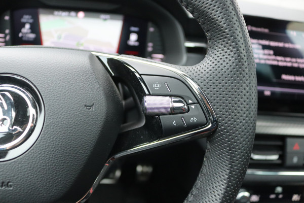 Škoda Kamiq 1.5 TSI 150PK Automaat Monte Carlo Pano-dak/Navigatie/Camera/Elektr.-klep