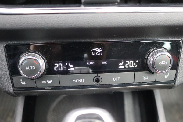 Škoda Kamiq 1.5 TSI 150PK Automaat Monte Carlo Pano-dak/Navigatie/Camera/Elektr.-klep