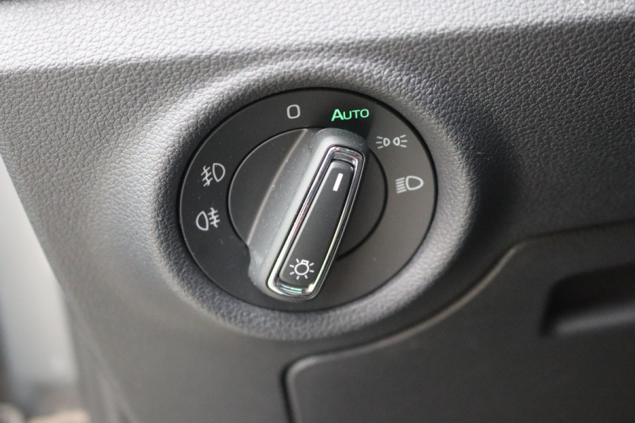 Škoda Kamiq 1.5 TSI 150PK Automaat Monte Carlo Pano-dak/Navigatie/Camera/Elektr.-klep