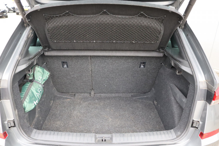 Škoda Kamiq 1.5 TSI 150PK Automaat Monte Carlo Pano-dak/Navigatie/Camera/Elektr.-klep