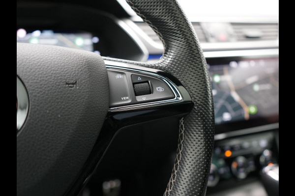 Škoda Superb Combi 1.4 TSI iV Sportline Business PHEV 218pk Dealer O.H. | Trekhaak Af Fabriek | Panodak | Adaptive Cruise | Camera | Alcantara Sportstoelen Verwarmd | Sfeerverlichting | Keyless | Stuur Verwarmd | Blis | Plug In Hybrid |