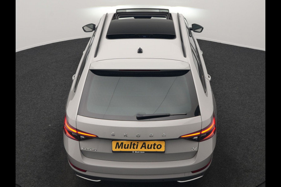 Škoda Superb Combi 1.4 TSI iV Sportline Business PHEV 218pk Dealer O.H. | Trekhaak Af Fabriek | Panodak | Adaptive Cruise | Camera | Alcantara Sportstoelen Verwarmd | Sfeerverlichting | Keyless | Stuur Verwarmd | Blis | Plug In Hybrid |