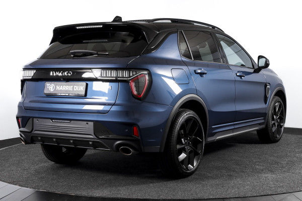 Lynk & Co 01 1.5 PHEV 261PK MY22 | Black Pakket | 360 Camera | 7.4 kWh Boordlader | S/K-panodak | Adapt. Cruise | Memory | Elek. klep | LM 20" | 5306