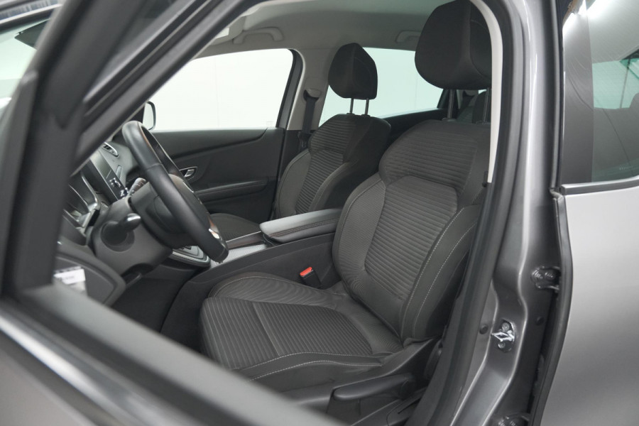 Renault Scénic TCe 140 EDC Intens | Navigatie | Apple Carplay | Parkeersensoren | Cruise Control