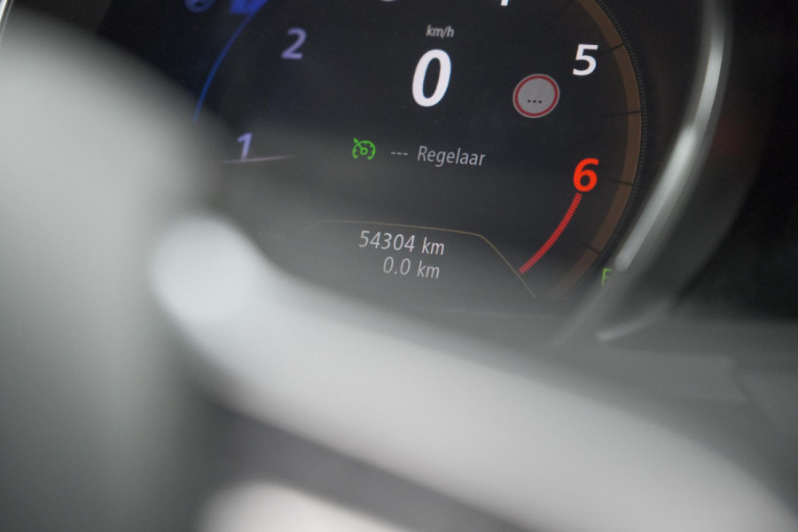 Renault Scénic TCe 140 EDC Intens | Navigatie | Apple Carplay | Parkeersensoren | Cruise Control