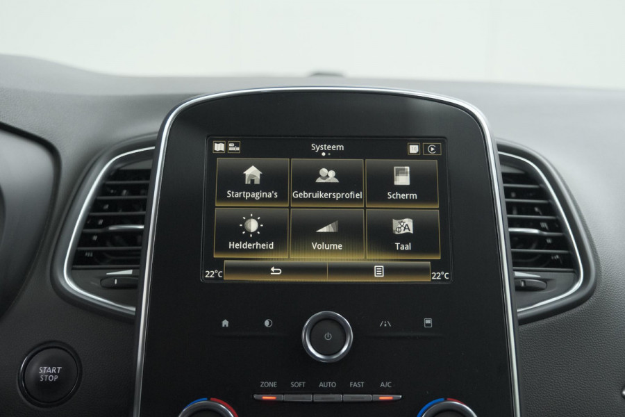 Renault Scénic TCe 140 EDC Intens | Navigatie | Apple Carplay | Parkeersensoren | Cruise Control