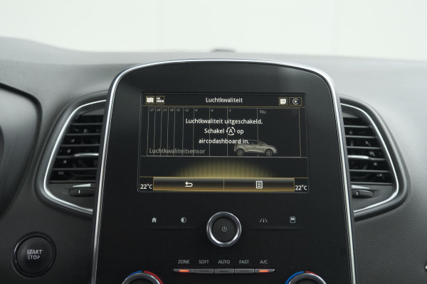 Renault Scénic TCe 140 EDC Intens | Navigatie | Apple Carplay | Parkeersensoren | Cruise Control