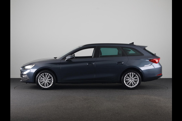 Seat Leon Sportstourer 1.5 TSI e-Hybrid Style Business Intense | Magnetic Tech Metallic | Matrix LED Koplampen