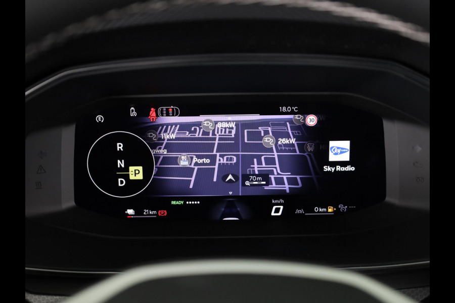Seat Leon Sportstourer 1.5 TSI e-Hybrid Style Business Intense | Magnetic Tech Metallic | Matrix LED Koplampen