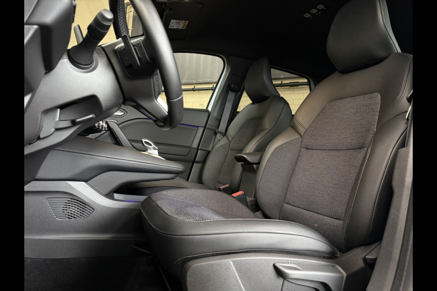 Renault Captur 1.3 TCe mild hybrid 160 Rive Gauche | Groot navi | 18" | Stoelverwarming | 360 Camera | PDC | Led 100% Dealer onderhouden!