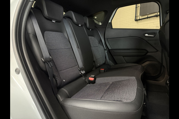 Renault Captur 1.3 TCe mild hybrid 160 Rive Gauche | Groot navi | 18" | Stoelverwarming | 360 Camera | PDC | Led 100% Dealer onderhouden!