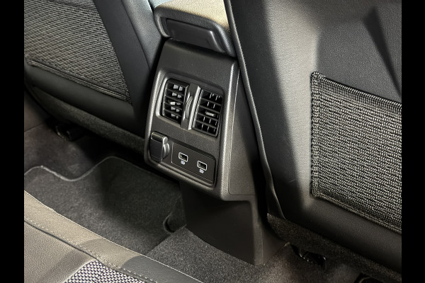 Renault Captur 1.3 TCe mild hybrid 160 Rive Gauche | Groot navi | 18" | Stoelverwarming | 360 Camera | PDC | Led 100% Dealer onderhouden!