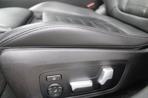 BMW 3-serie 330e xDrive M-Sport Shadow | Pano | Laser | Memory | HK | HUD