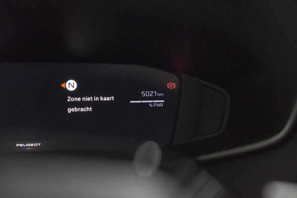 Peugeot 2008 1.2 Hybrid 145 Allure | 360 Camera | Adaptieve Cruise Control | Dodehoekdetectie | Apple Carplay