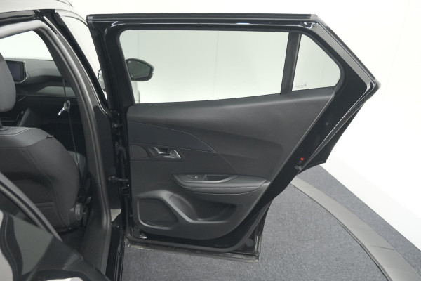 Peugeot 2008 1.2 Hybrid 145 Allure | 360 Camera | Adaptieve Cruise Control | Dodehoekdetectie | Apple Carplay