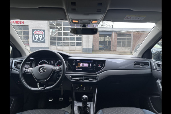Volkswagen Polo 1.0 MPI IQ-DRIVE AIRCO / CRUISE / PARK PILOT / BEATS AUDIO
