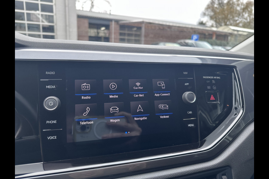 Volkswagen Polo 1.0 MPI IQ-DRIVE AIRCO / CRUISE / PARK PILOT / BEATS AUDIO