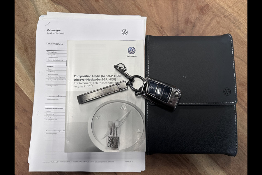 Volkswagen Polo 1.0 MPI IQ-DRIVE AIRCO / CRUISE / PARK PILOT / BEATS AUDIO