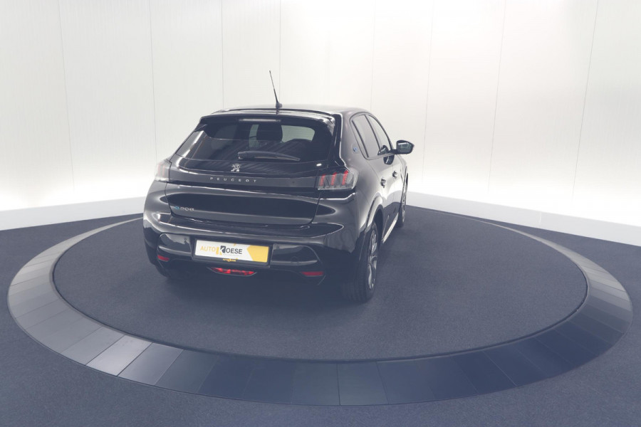 Peugeot e-208 EV Allure 50 kWh | 3 Faselaadfunctie | Apple Carplay | Parkeersensoren | Climate Control