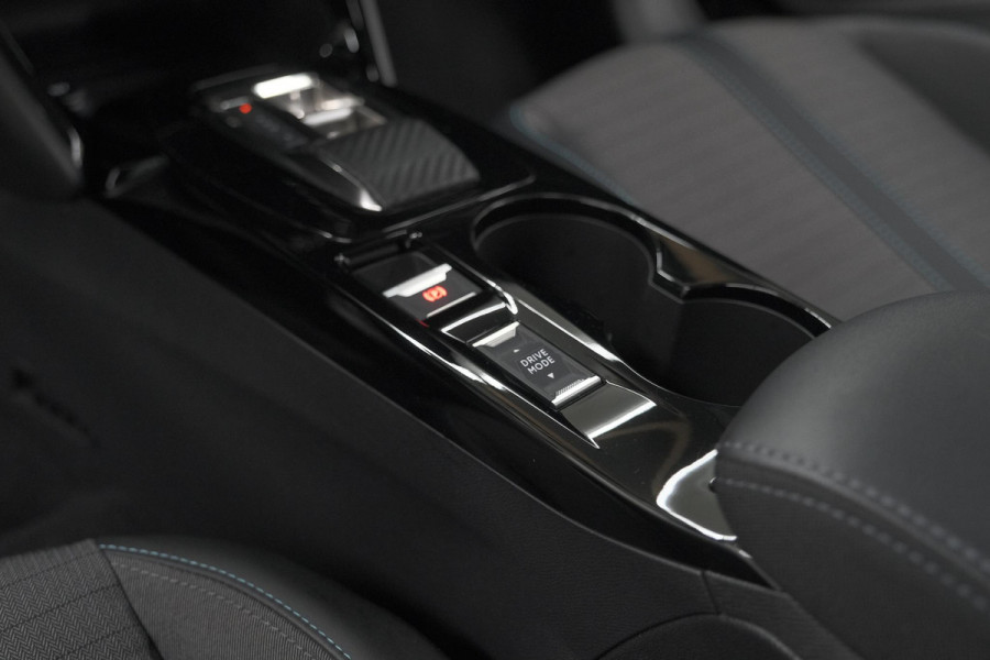 Peugeot e-208 EV Allure 50 kWh | 3 Faselaadfunctie | Apple Carplay | Parkeersensoren | Climate Control