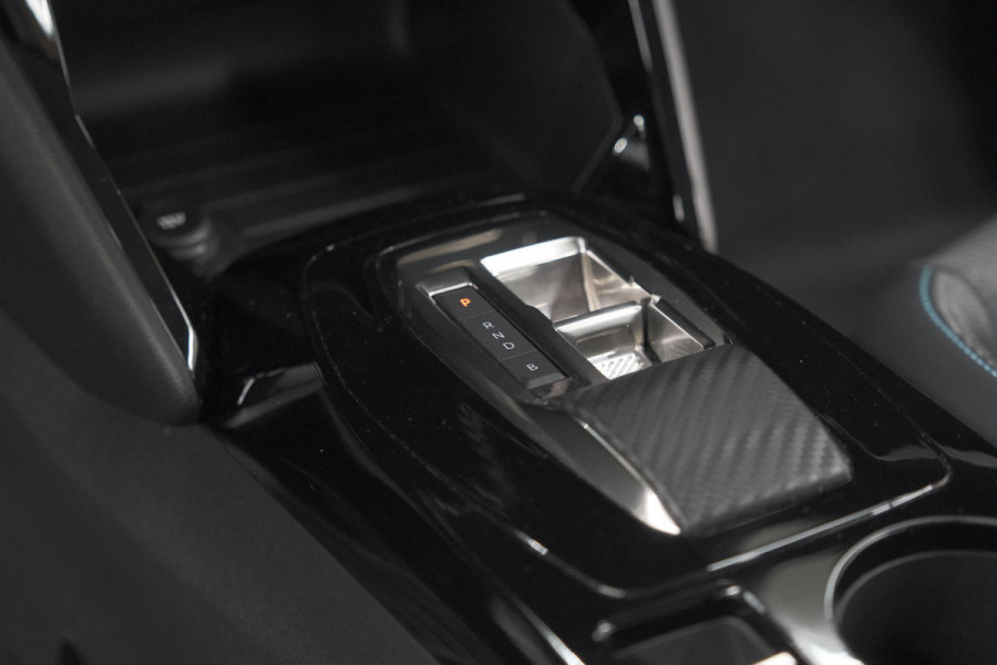 Peugeot e-208 EV Allure 50 kWh | 3 Faselaadfunctie | Apple Carplay | Parkeersensoren | Climate Control