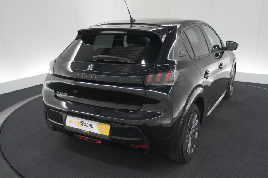 Peugeot e-208 EV Allure 50 kWh | 3 Faselaadfunctie | Apple Carplay | Parkeersensoren | Climate Control