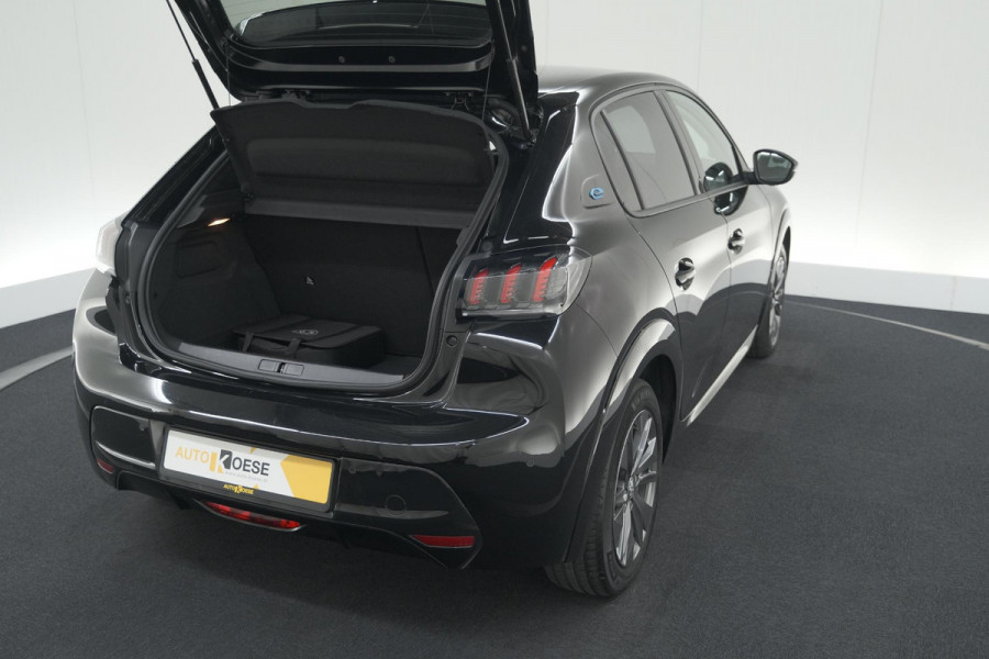 Peugeot e-208 EV Allure 50 kWh | 3 Faselaadfunctie | Apple Carplay | Parkeersensoren | Climate Control