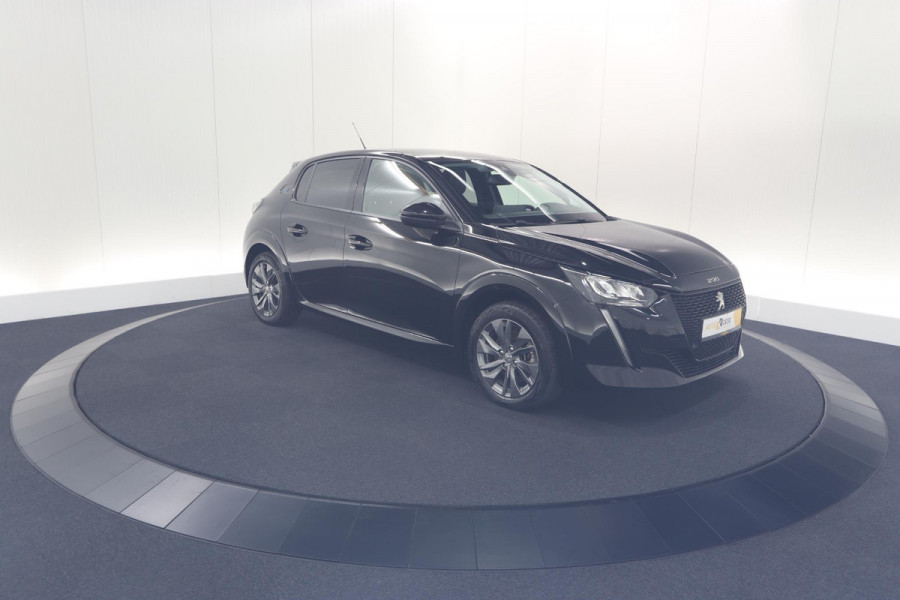 Peugeot e-208 EV Allure 50 kWh | 3 Faselaadfunctie | Apple Carplay | Parkeersensoren | Climate Control