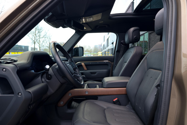 Land Rover Defender 110 3.0 P400 110 X . | NAP | FULL OPTION! | €153.798 NP! | 22'' URBAN | MERIDIAN SURROUND | STANDKACHEL | ELEK TREKHAAK |